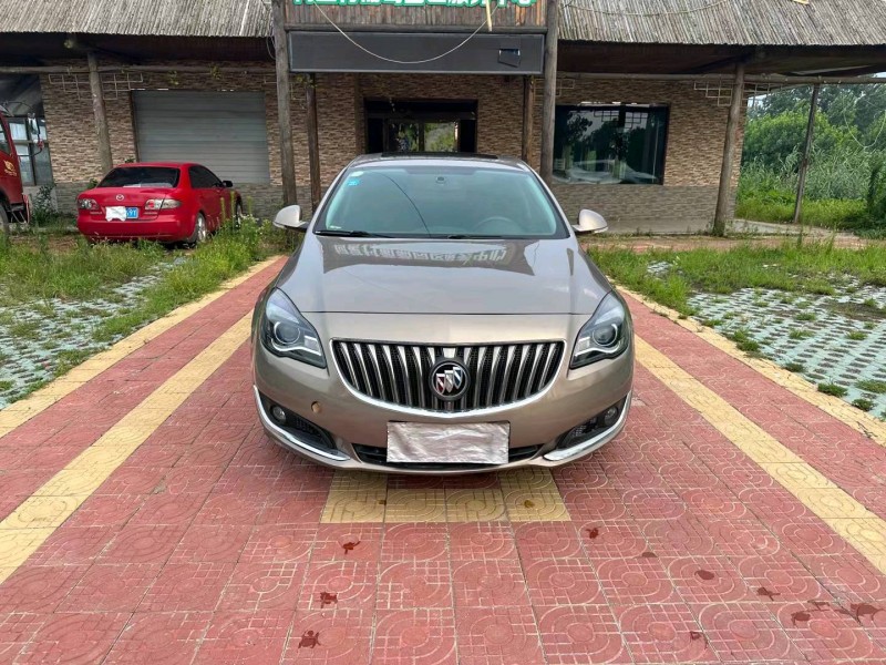 徐州16年别克君威1