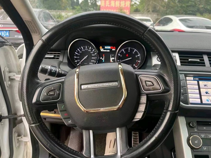 枣庄13年路虎极光3