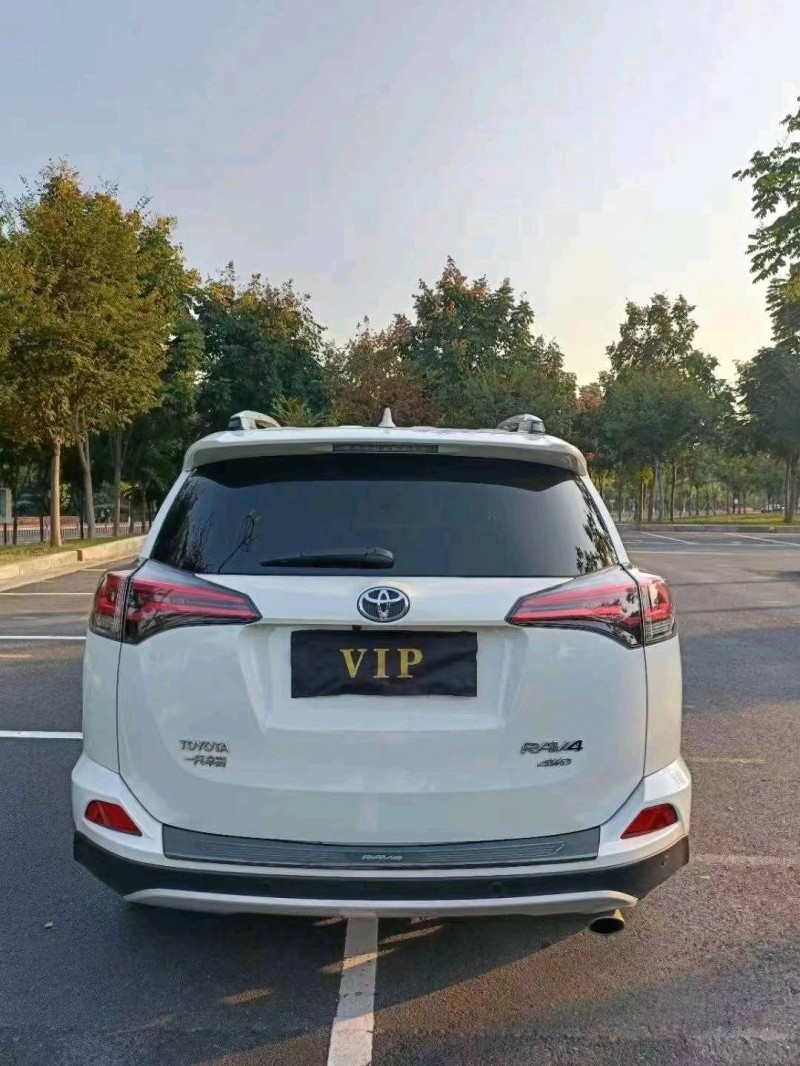 嘉兴19年丰田RAV4荣放2