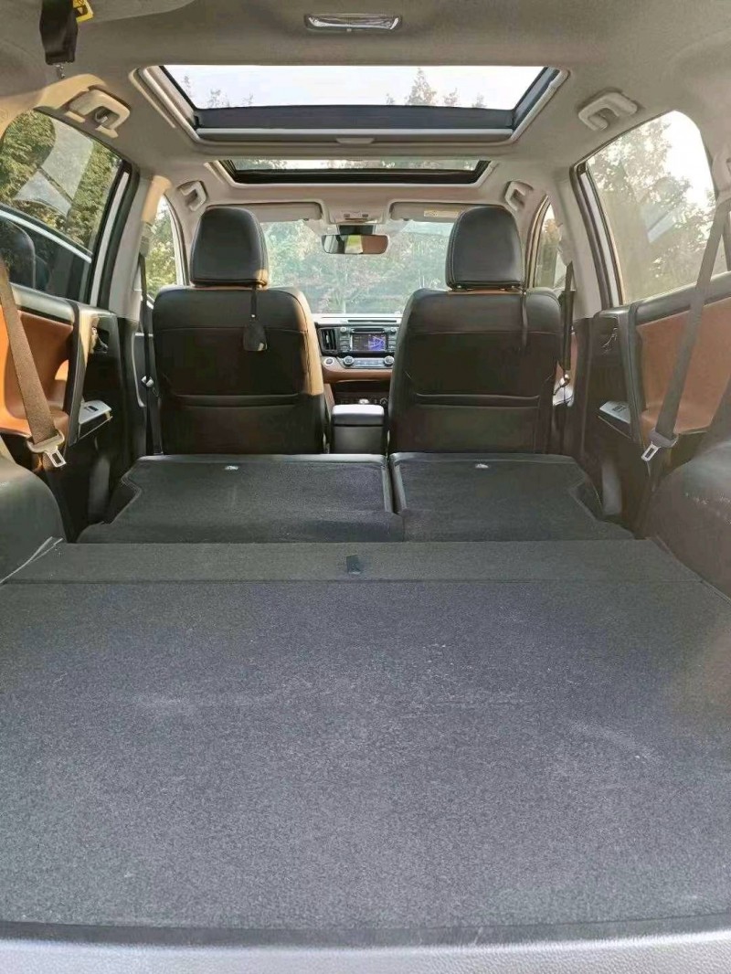 嘉兴19年丰田RAV4荣放4