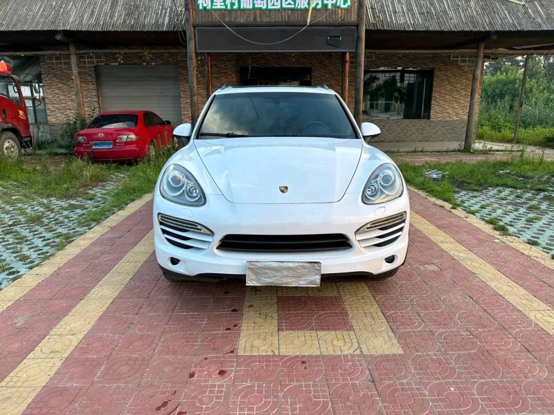 徐州13年保时捷卡宴1