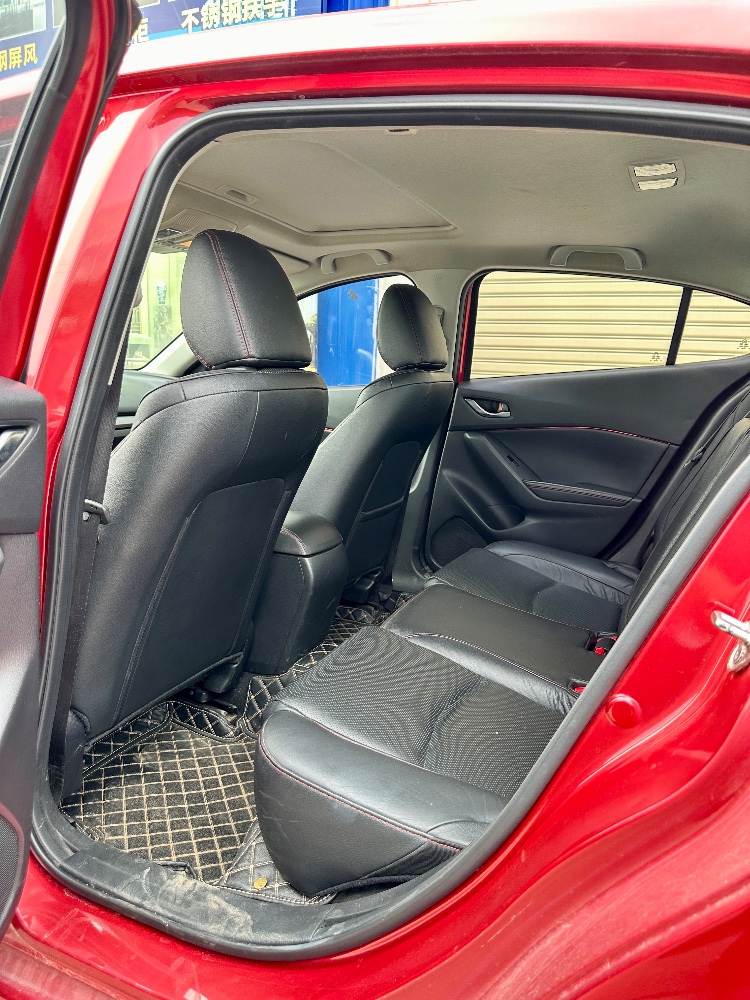 佛山16年马自达昂克赛拉6