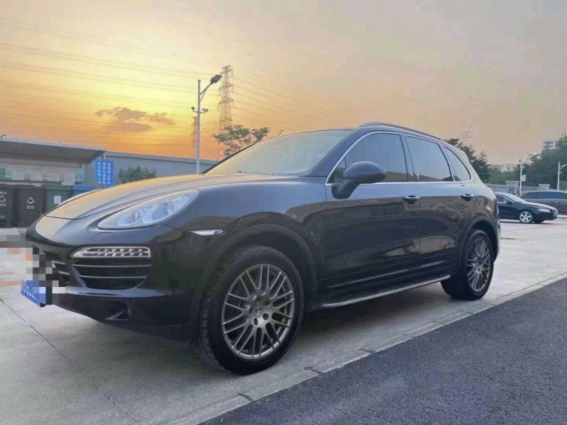 北京13年保时捷卡宴3