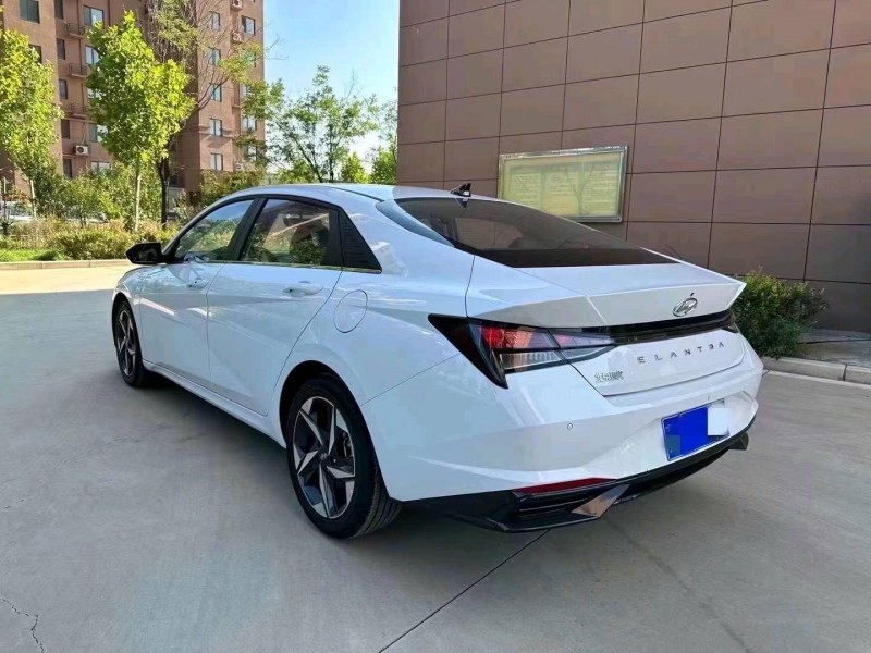 邯郸23年现代伊兰特4