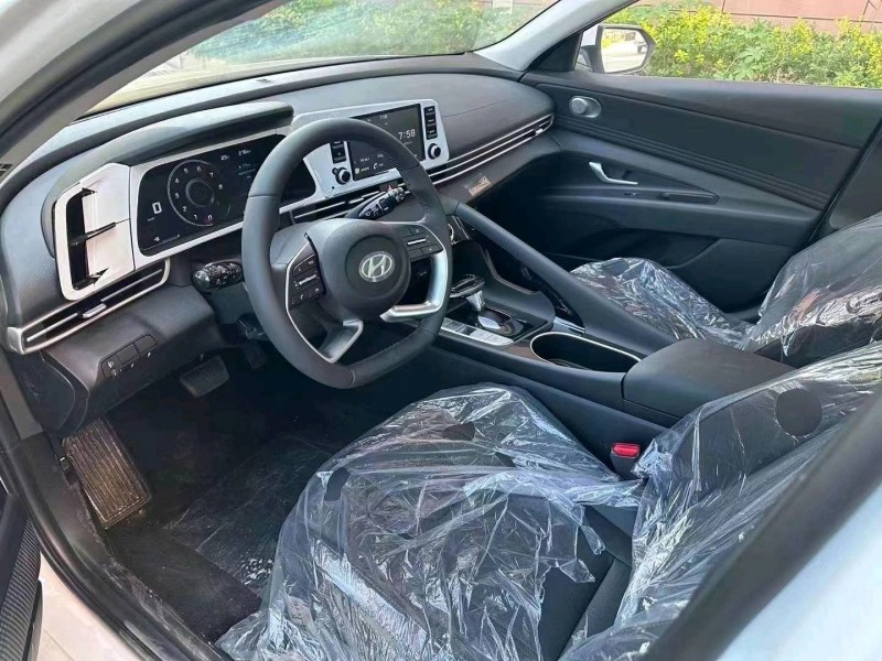 邯郸23年现代伊兰特5