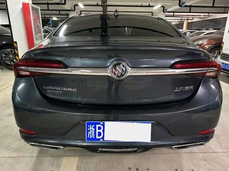 嘉兴21年别克君越5