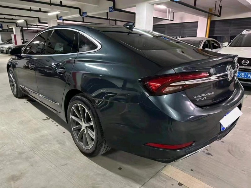 嘉兴21年别克君越6