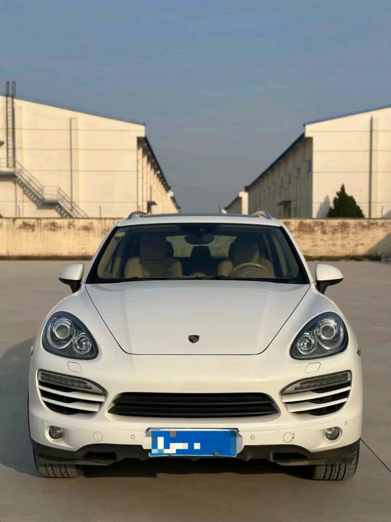 天津14年保時捷卡宴1
