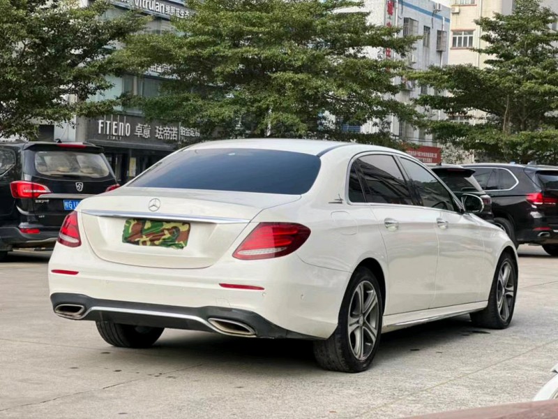 东莞17年奔驰E8