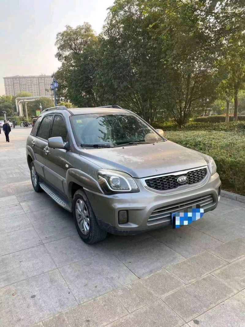 东营13年起亚狮跑2