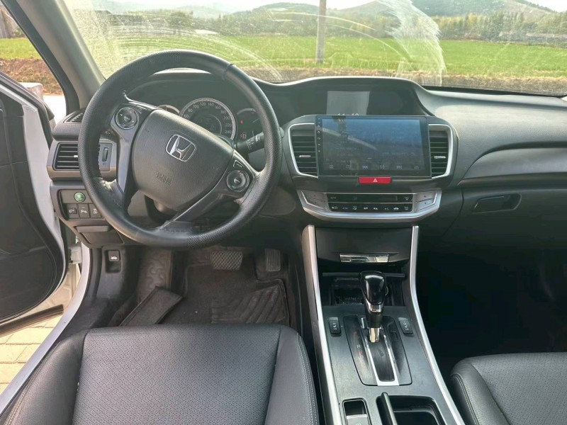 淄博14年本田雅阁6