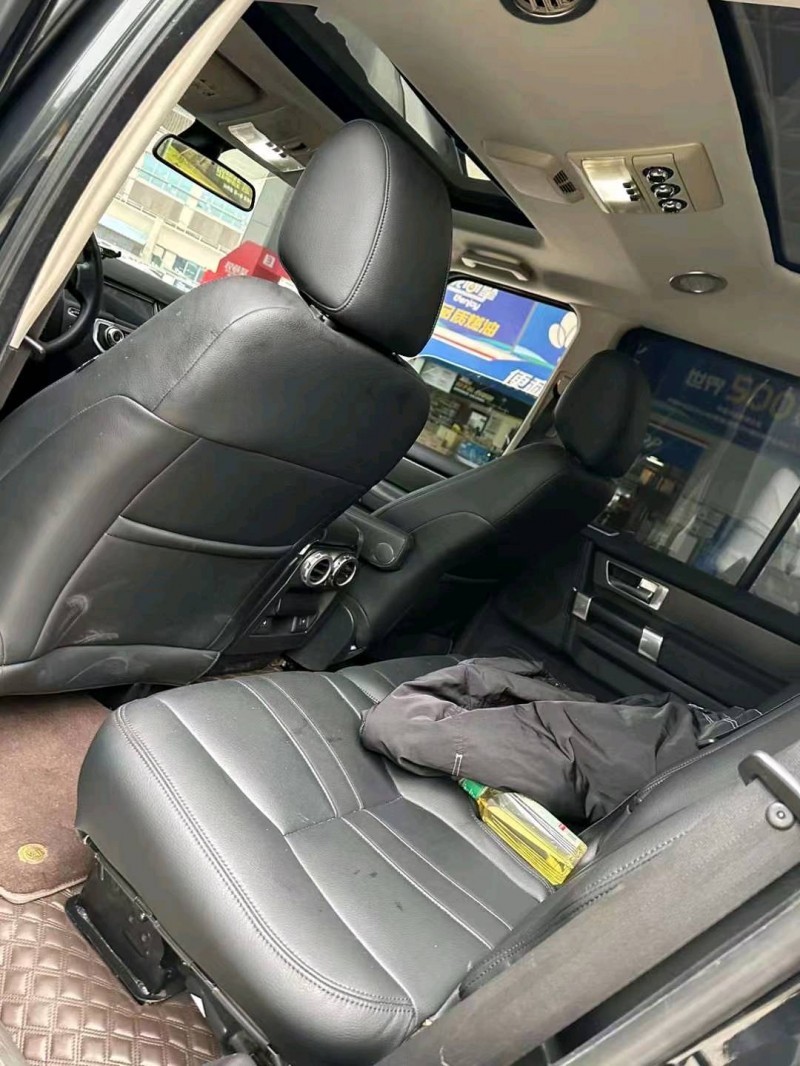 衡阳11年路虎发现7