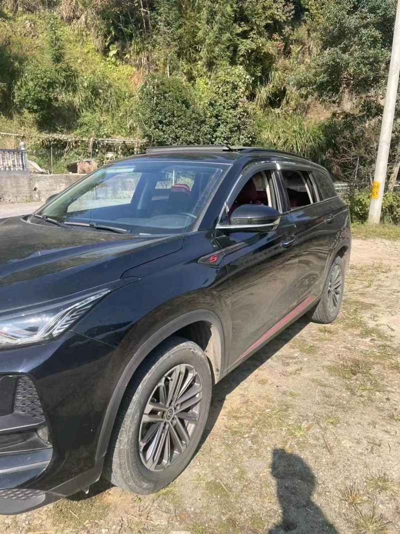 衡阳20年长安汽车CS756