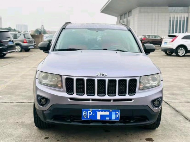 东莞13年Jeep指南者1