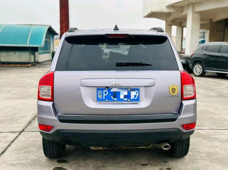 东莞13年Jeep指南者4