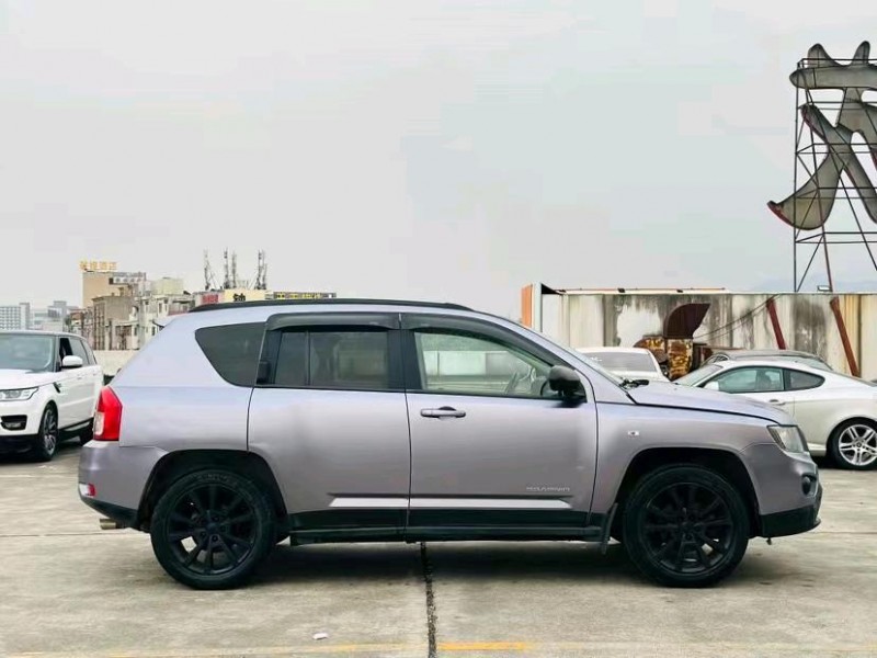 东莞13年Jeep指南者6