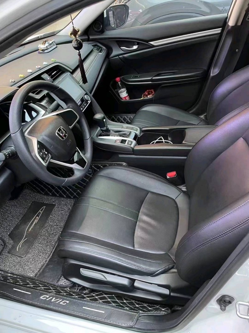 济宁20年本田思域2