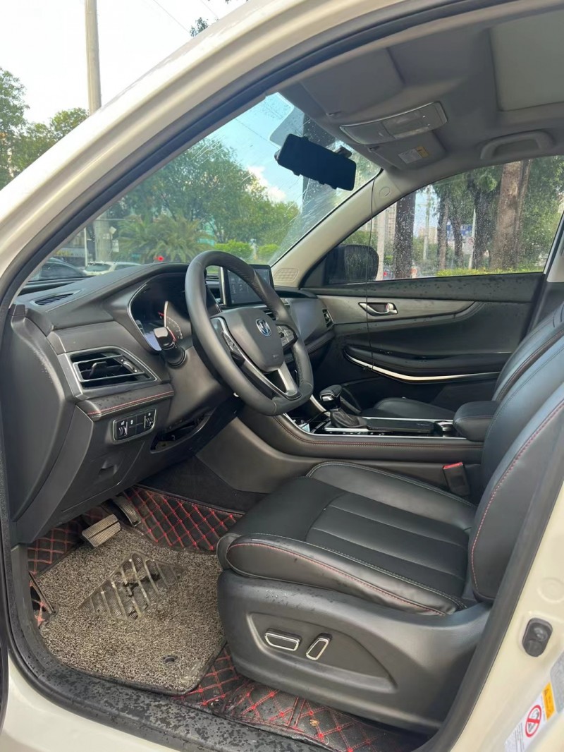 东莞21年长安汽车CS756