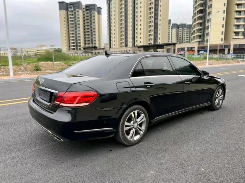 东莞13年奔驰E8