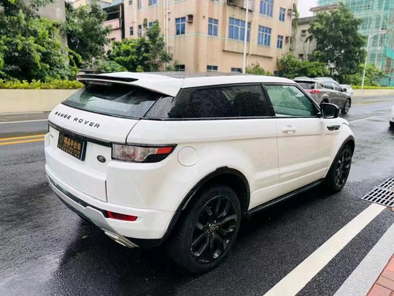 东莞12年路虎极光8