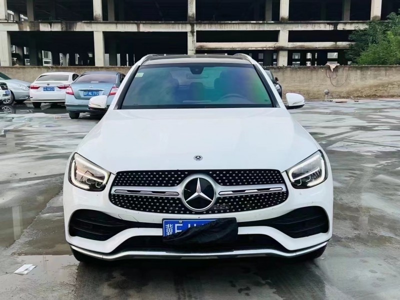 济宁19年奔驰GLC1