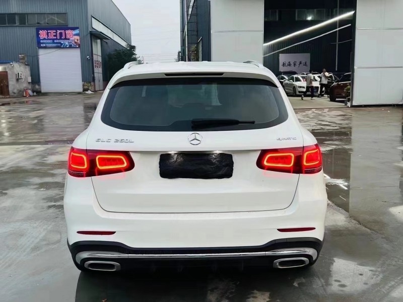 济宁19年奔驰GLC9
