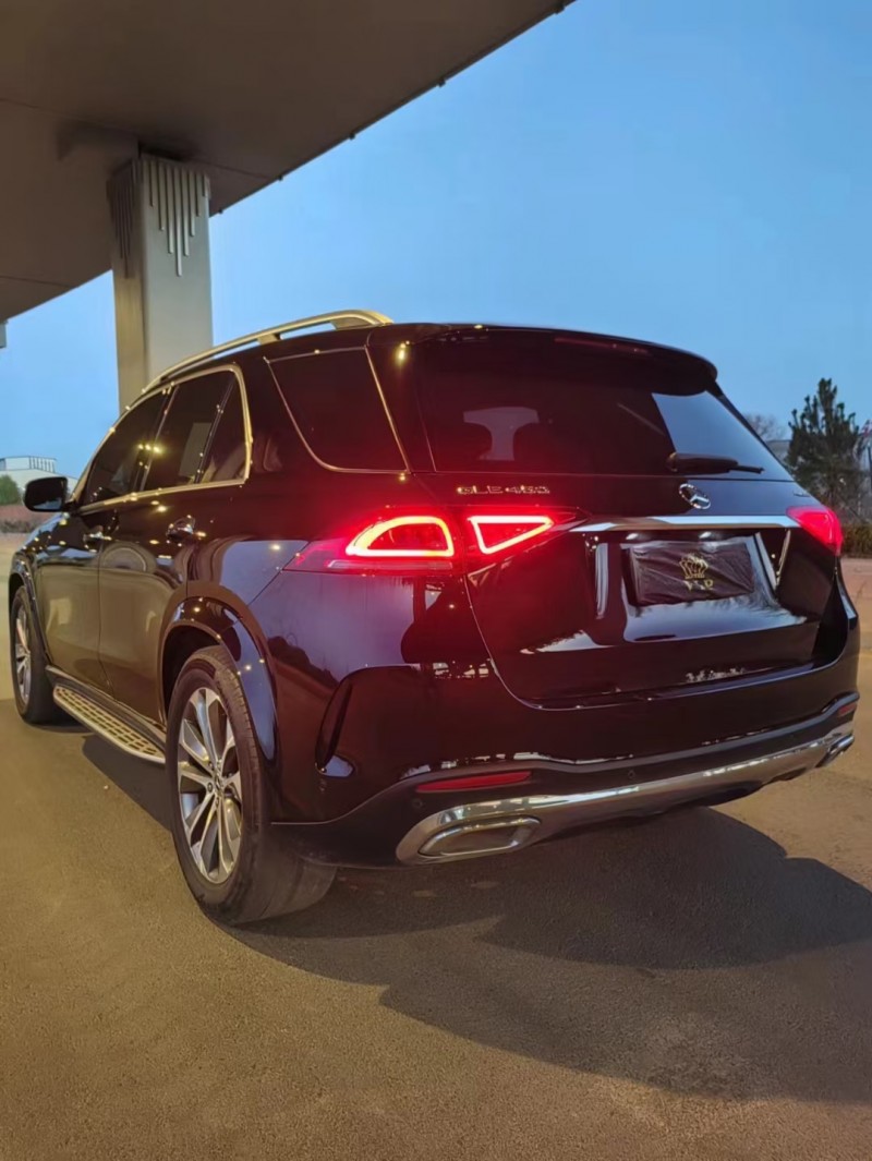 济宁22年奔驰GLE5