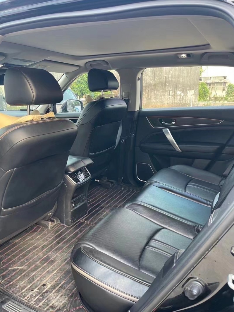 济宁20年本田冠道5