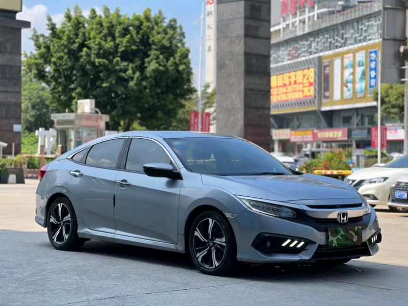 东莞18年本田思域2