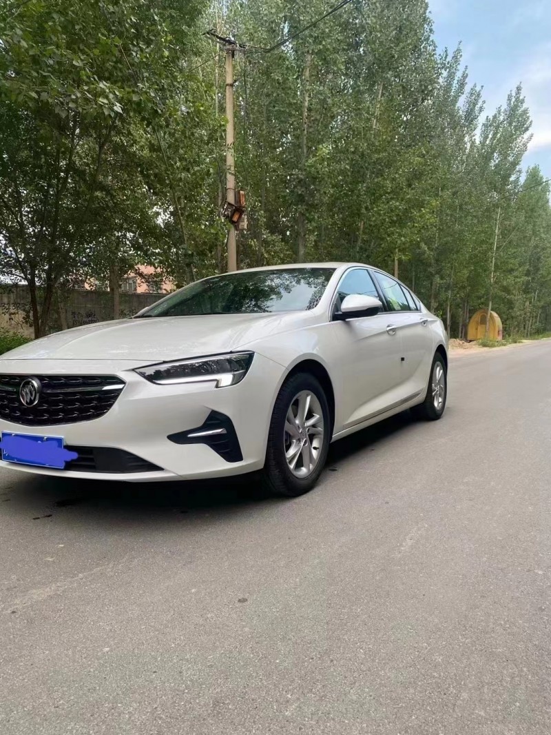 济宁23年别克君威3