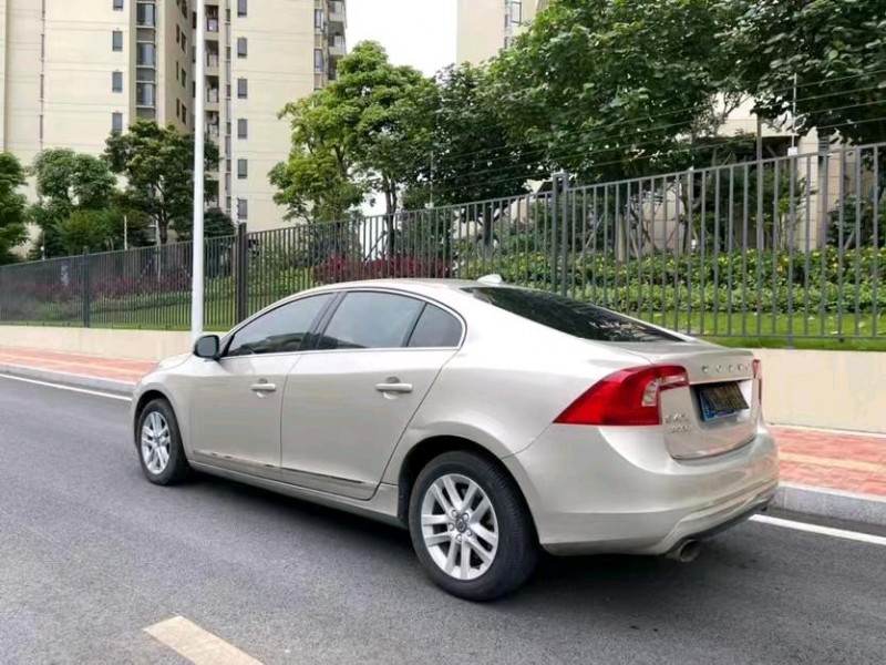 东莞16年沃尔沃S60L7