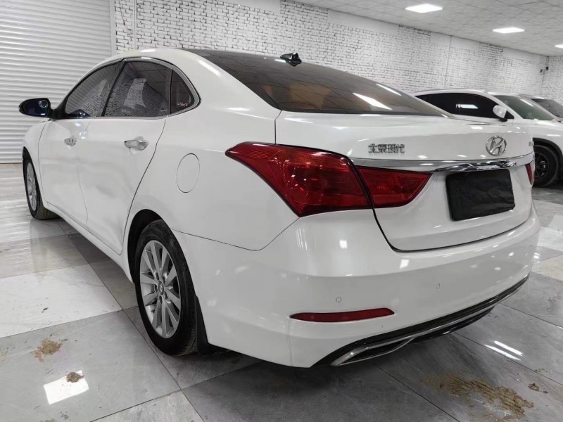 廊坊16年现代名图4