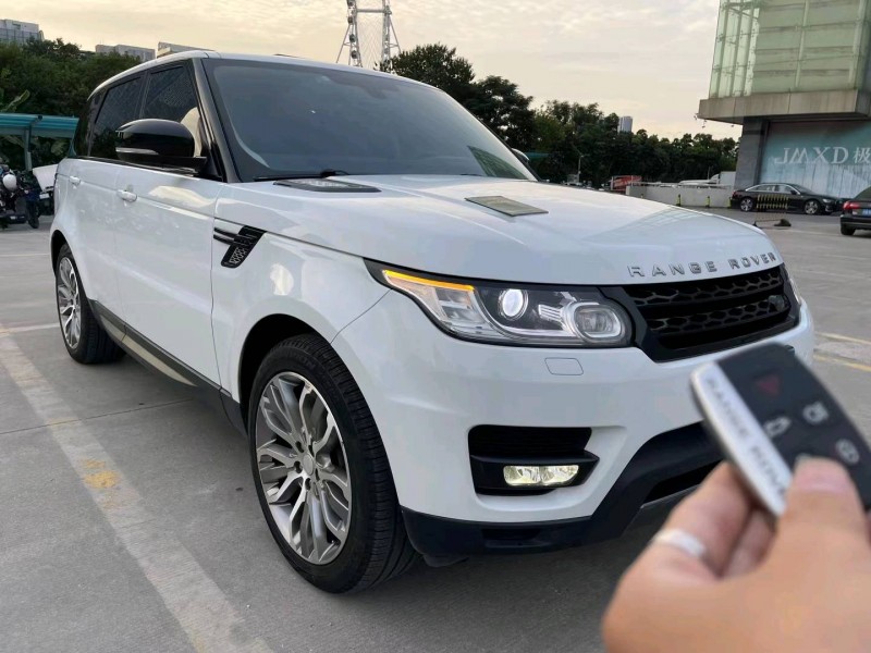 广州15年路虎揽胜运动3