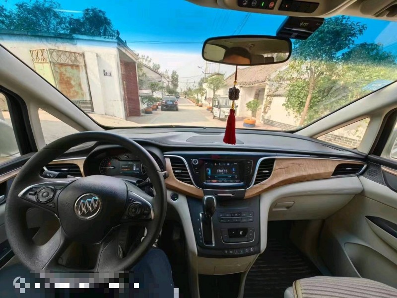 青岛19年别克GL83