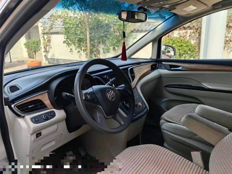 青岛19年别克GL86