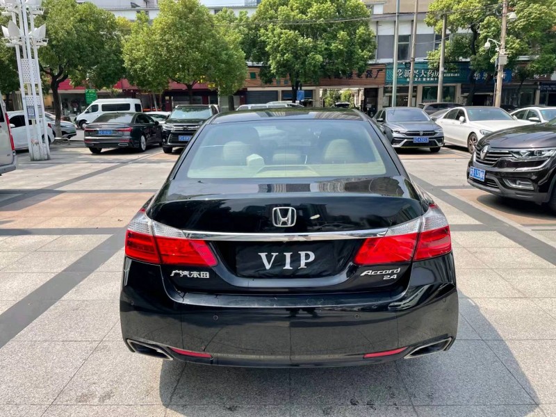 徐州15年本田雅阁9