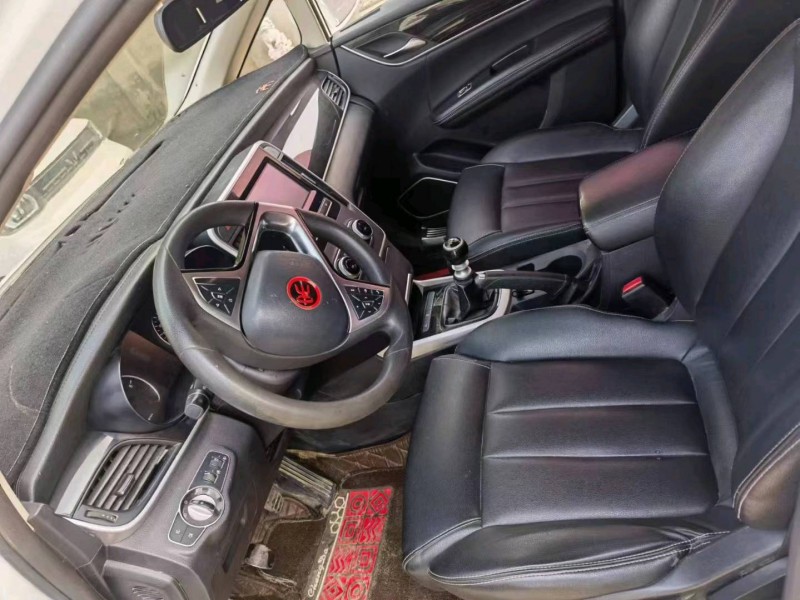 保定18年比亚迪宋MAX4