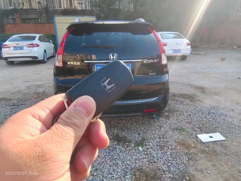 武汉14年本田CRV3