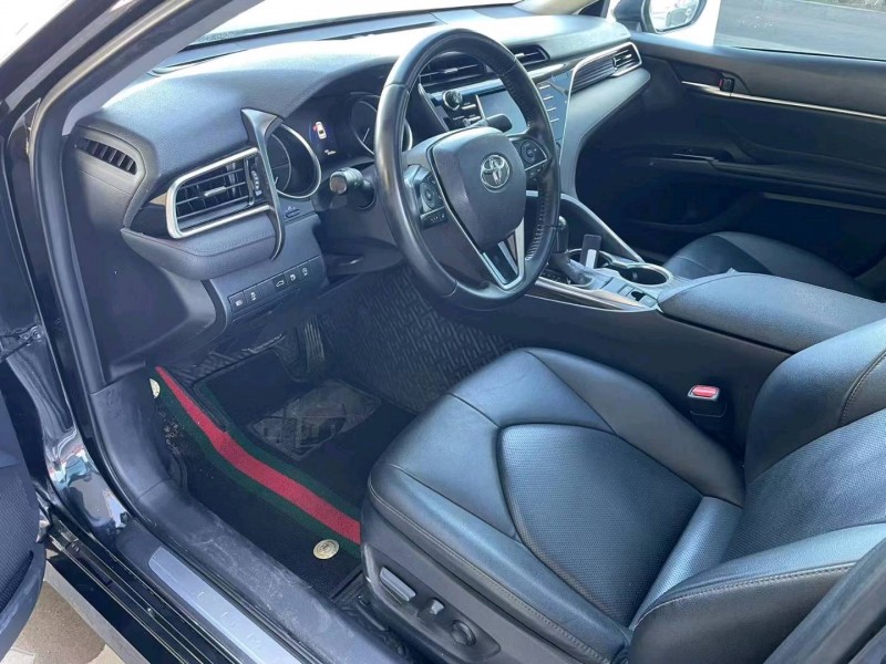 保定18年丰田凯美瑞7