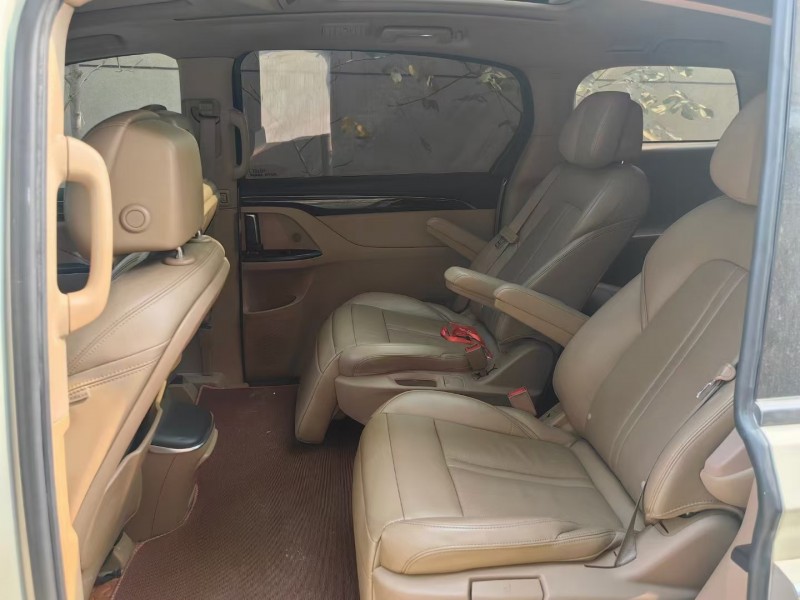 济宁18年别克GL85