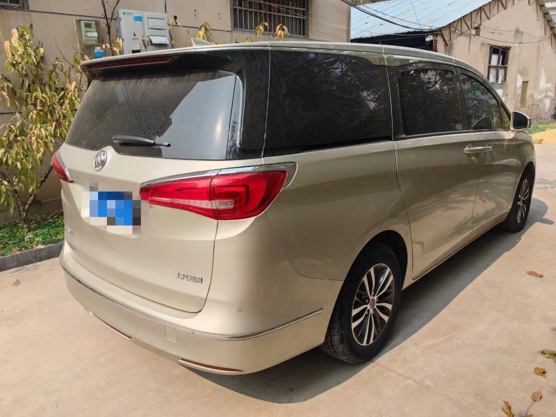 济宁18年别克GL87