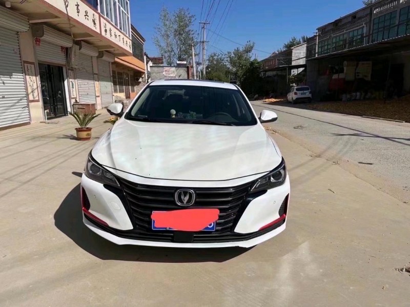 菏澤20年長安汽車銳程CC1