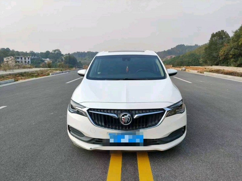 济宁18年别克GL61