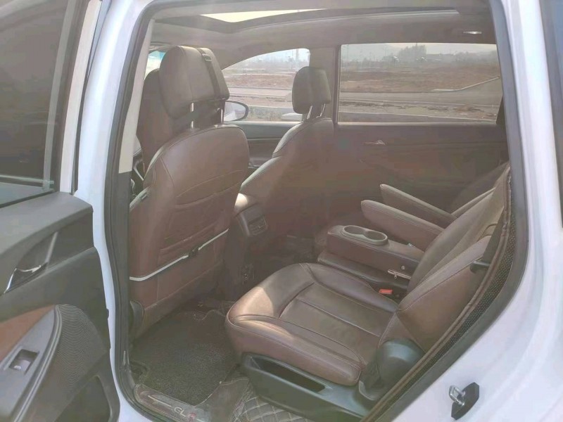 济宁18年别克GL65