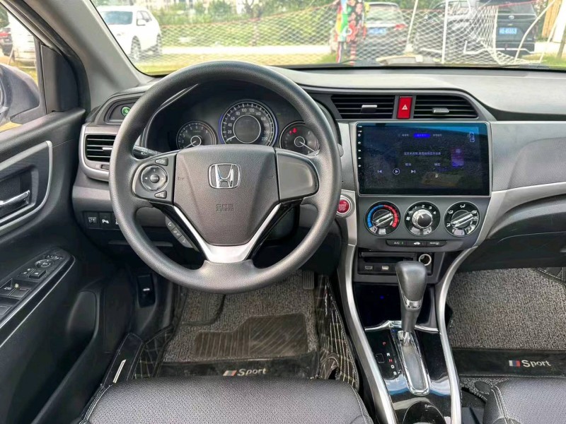 汕头18年本田凌派4