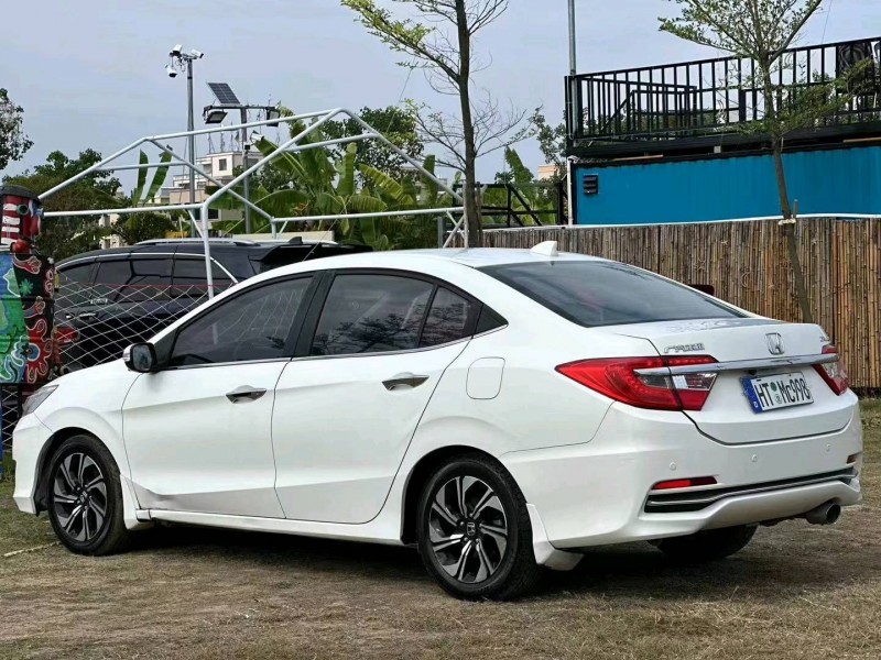 汕头18年本田凌派7