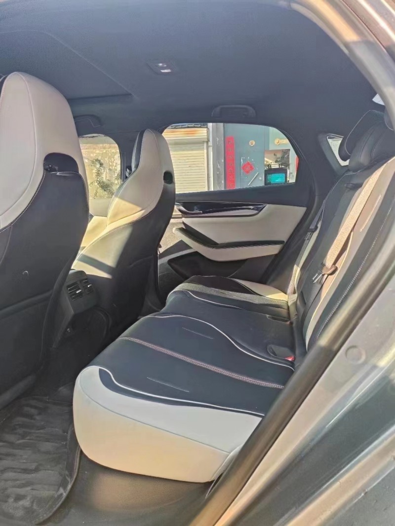 济宁23年比亚迪秦6