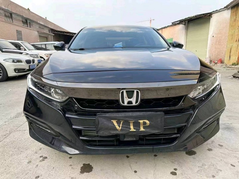 汕头21年本田雅阁1