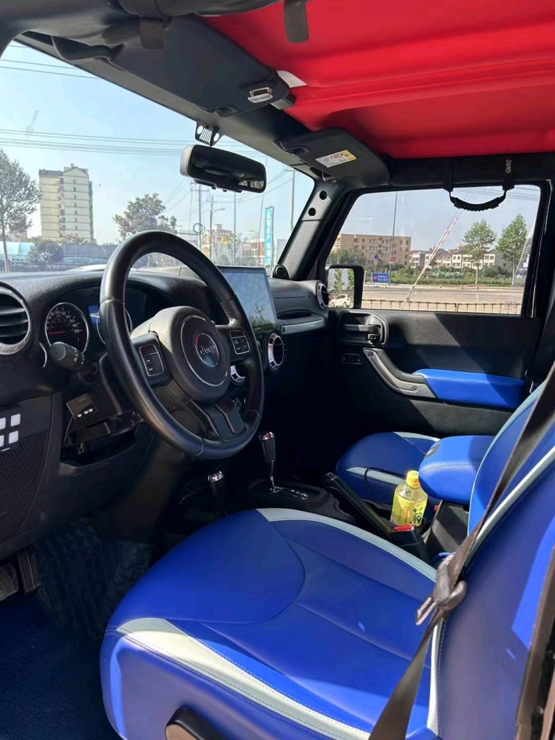 宜昌15年Jeep牧馬人4