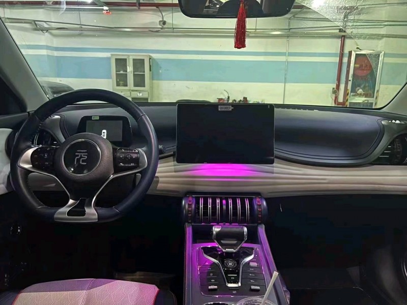 嘉兴23年比亚迪元8